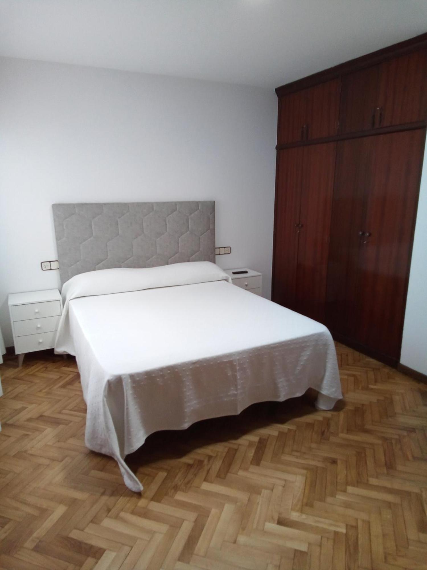 Pension La Plaza Betanzos Zewnętrze zdjęcie